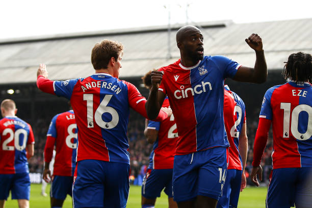 美国队凭借 美国队凭借