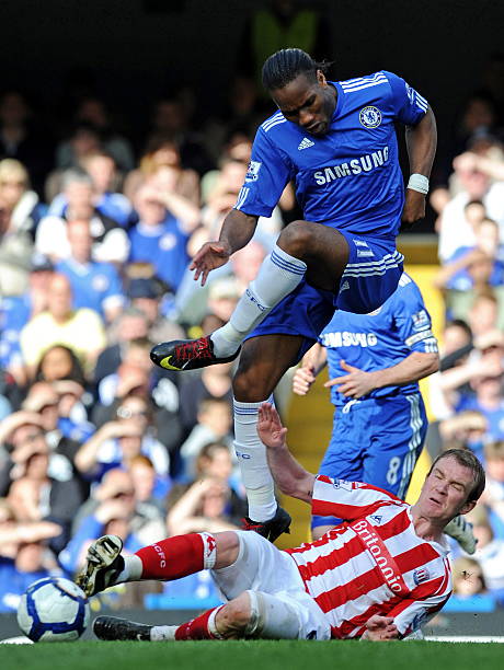 奠定了坚实 奠定了坚实